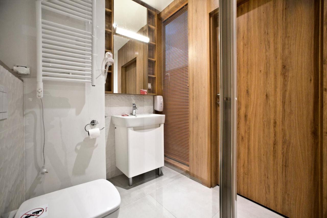 Wolska Serviced Apartments Varsóvia Exterior foto